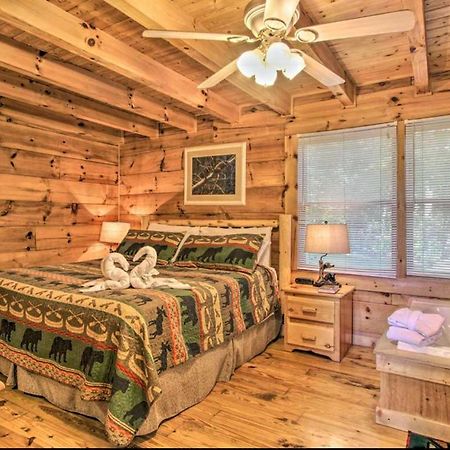 Lazy Bear Cabin Севьервилл Экстерьер фото