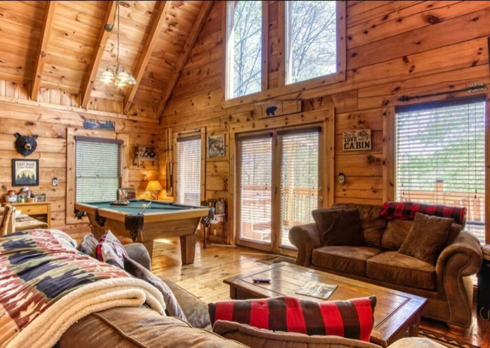 Lazy Bear Cabin Севьервилл Экстерьер фото