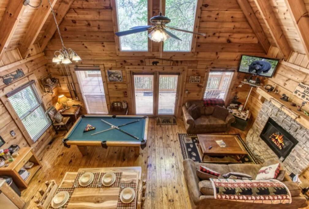 Lazy Bear Cabin Севьервилл Экстерьер фото
